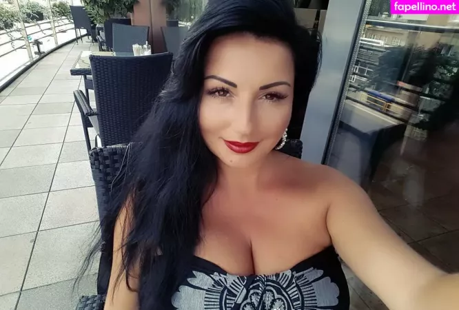 Rita Kyslinger OnlyFans Thumbnail #rUcCokGhDk