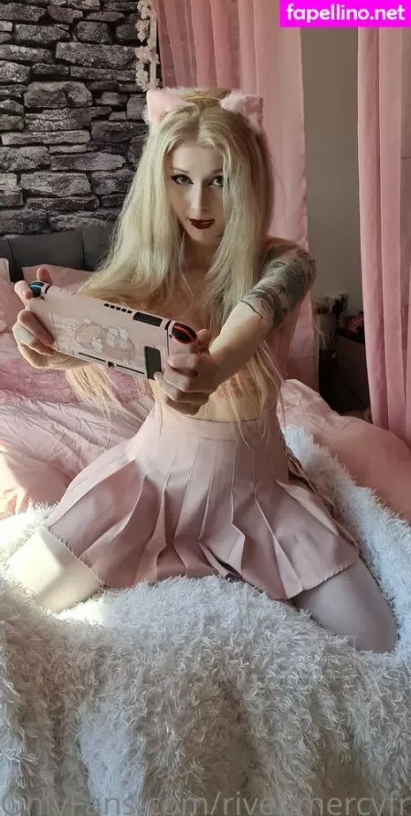 Rivenmercyfree OnlyFans Thumbnail #UxsD5VCOdv