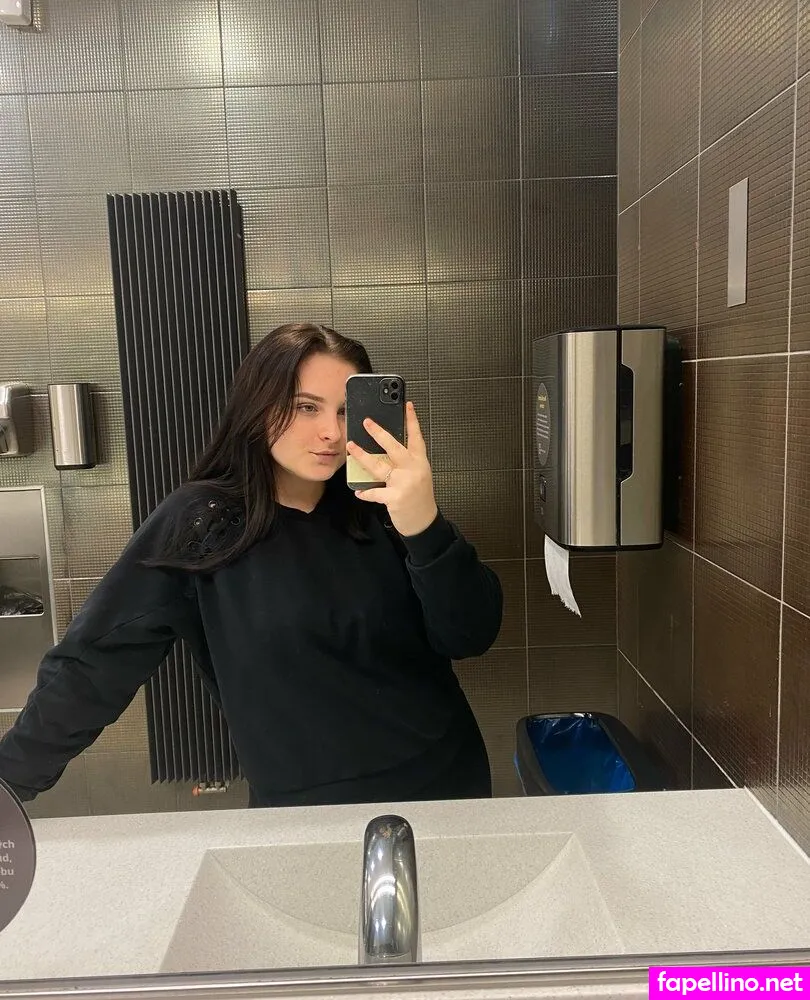 _rivermonster_, riveraemmaa Nude Leaked OnlyFans Photo #AeBWflI9CY