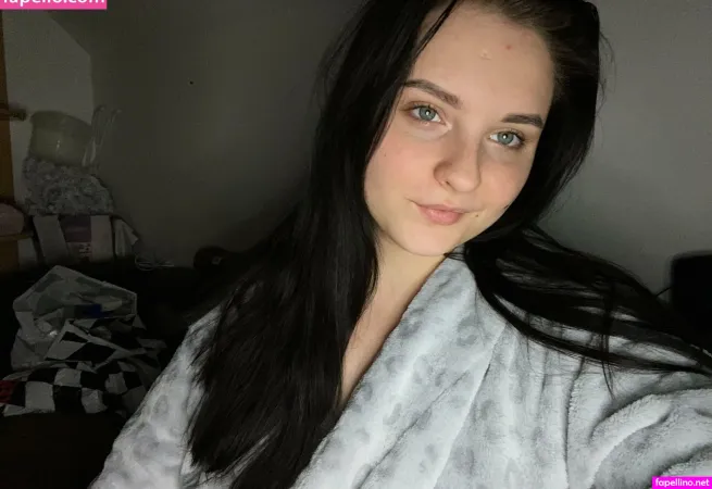 Riveraemmaa OnlyFans Thumbnail #RQlzOLdQiG