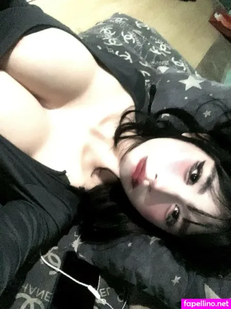 Riya Alvaro Main Profile Photo