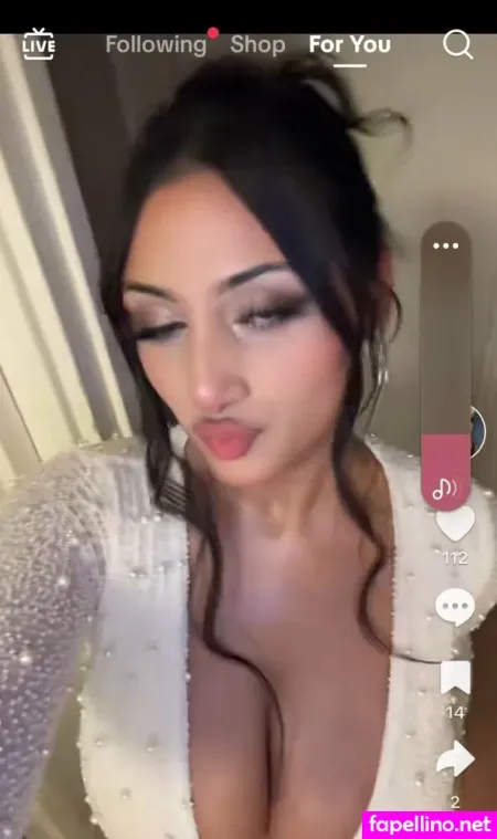 Riya B OnlyFans Thumbnail #otIkWxuFR1