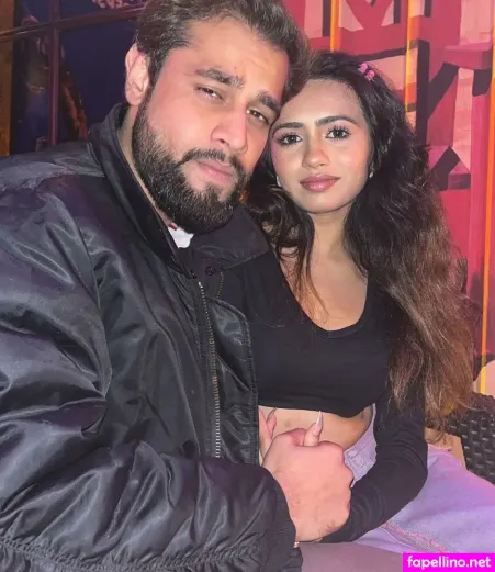 Riya Sharma OnlyFans Thumbnail #0DZYXuHdwe