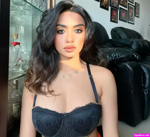 Riya Sharma OnlyFans Thumbnail #w5mCqsb6kh