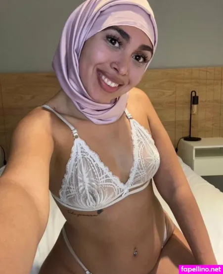 Riyakhalifaa OnlyFans Thumbnail #e7ndXWakMb
