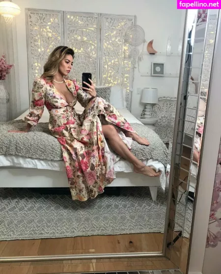 Rizerae OnlyFans Thumbnail #UY5fCclWR3