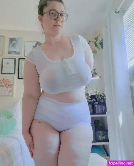 Rizumari OnlyFans Thumbnail #8SzE94VWTS