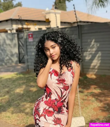 Rizyy OnlyFans Thumbnail #XPK4dYC9Gj