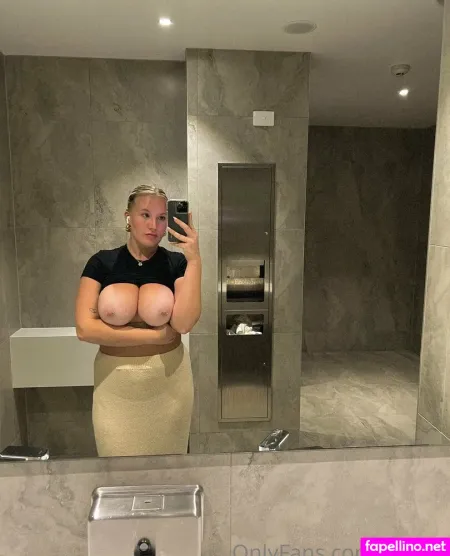 Rleoxo OnlyFans Thumbnail #s4ymtXqOwt