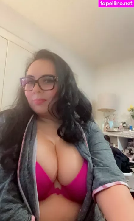 Ro Ie Love8831 OnlyFans Thumbnail #cKLzfpz4AY