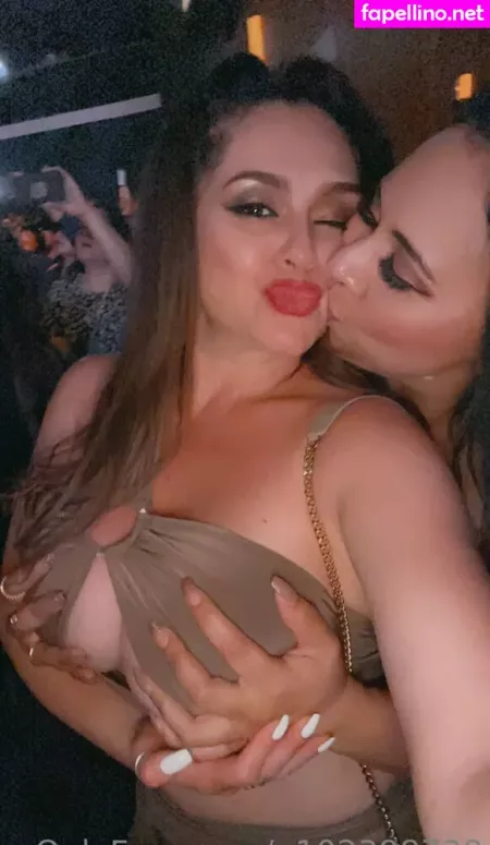 Ro Ie Love8831 OnlyFans Thumbnail #u1cKVkneOg