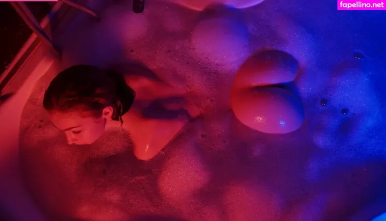 Ro Riwww OnlyFans Thumbnail #Z9ryFk9XaB