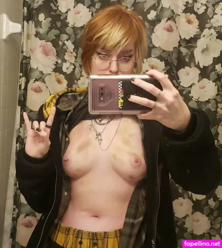 Roachreject OnlyFans Thumbnail #WPaMnnOlgc