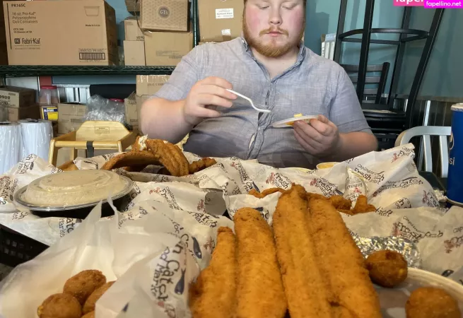 Roaminghog OnlyFans Thumbnail #8Ur0b2AUSa