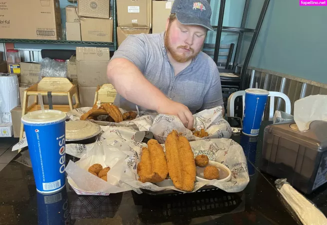 Roaminghog OnlyFans Thumbnail #aYmGk8CxS8