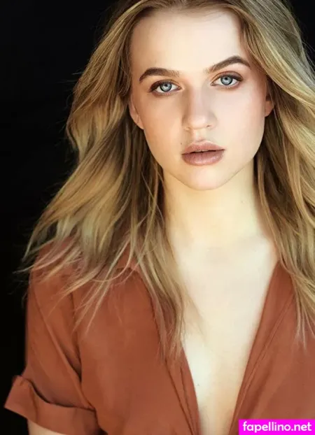 Roan Curtis Main Profile Photo
