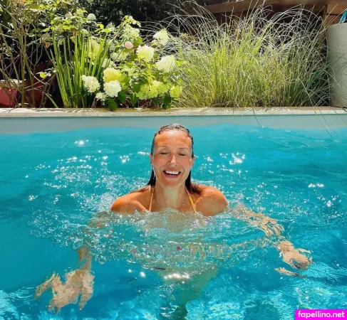 Roberta Bieling OnlyFans Thumbnail #5eLMo1btSO