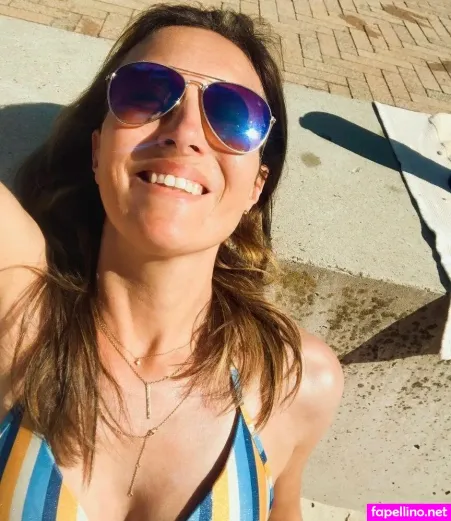 Roberta Bieling OnlyFans Thumbnail #j4oSmnOzzK