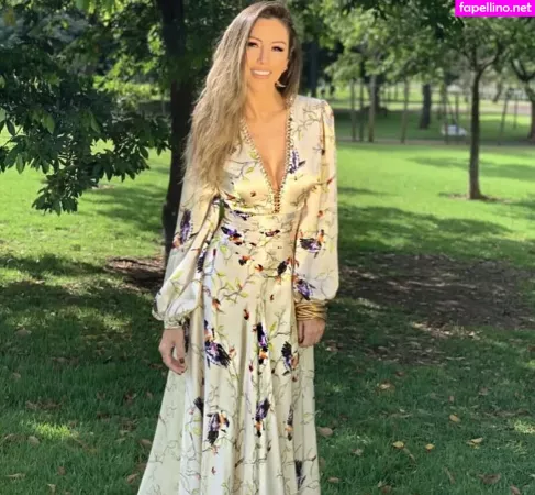 Roberta Carbonari Muzy OnlyFans Thumbnail #UmW70H6oPx