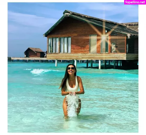 Roberta Carbonari Muzy OnlyFans Thumbnail #X2bj4MxMfU