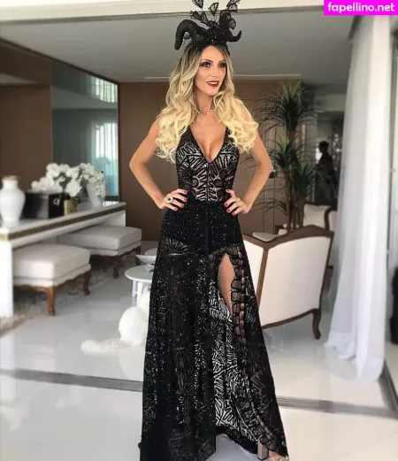 Roberta Carbonari Muzy OnlyFans Thumbnail #lxD2eZkRUB
