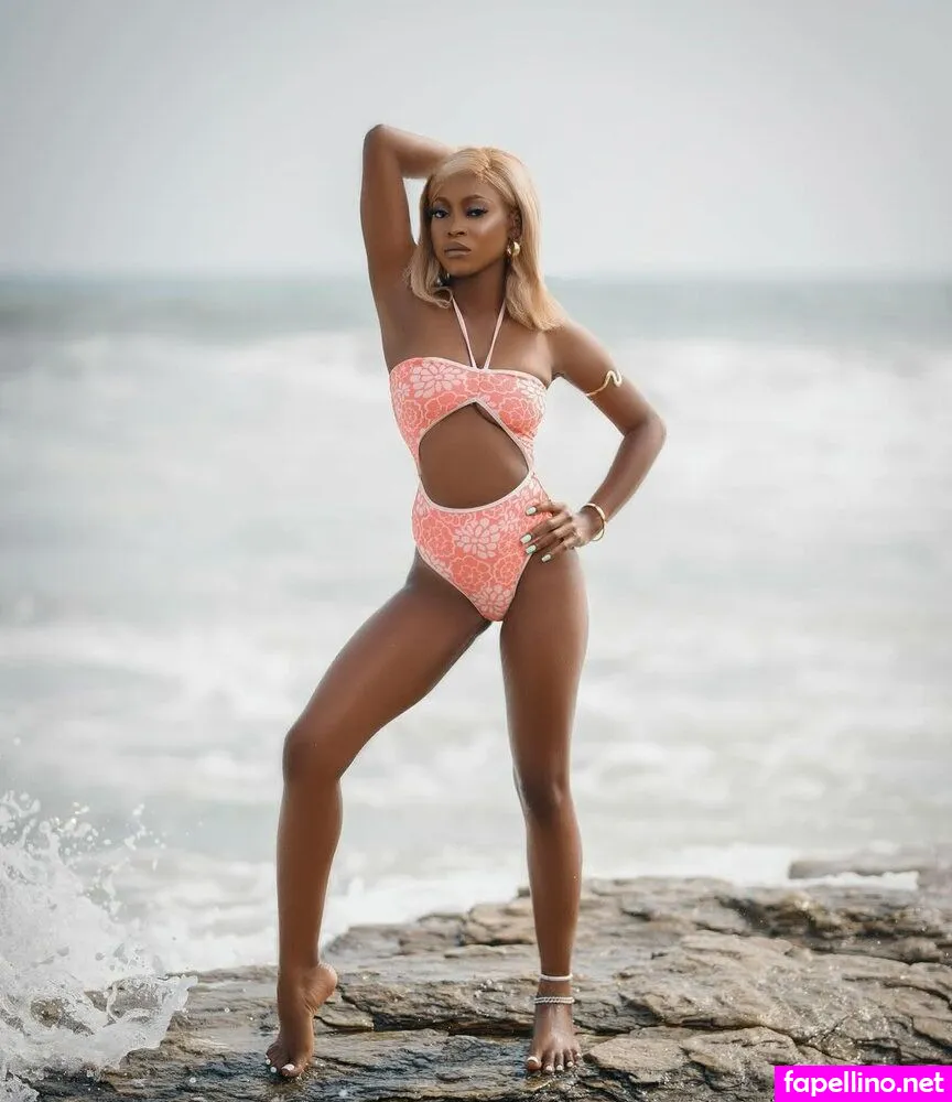 roberta_chou_pi Nude Leaked OnlyFans Photo #Av9LU0Cauv