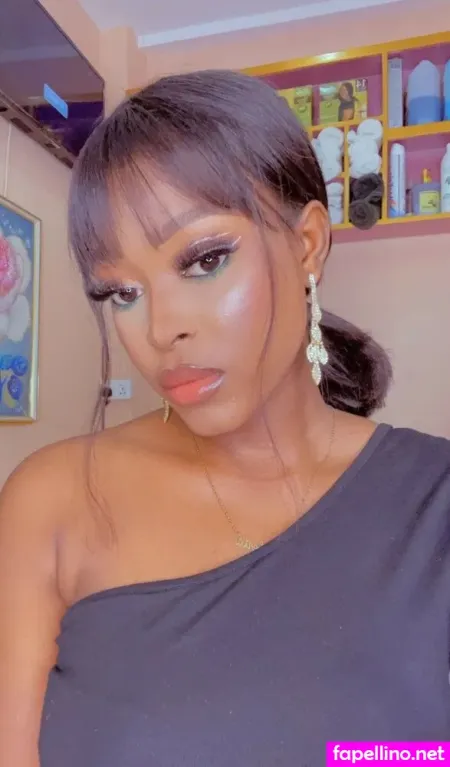 Roberta Choupi OnlyFans Thumbnail #J1t5o7y875