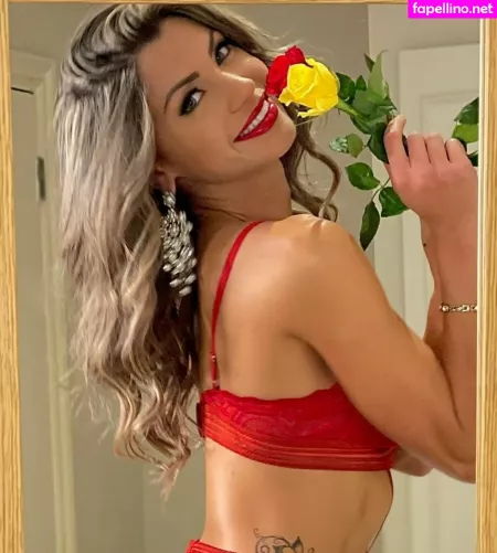 Roberta Duarte OnlyFans Thumbnail #IX57GWfCX2