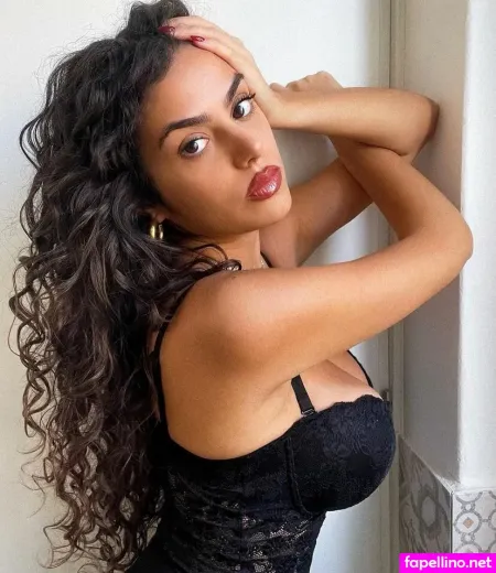 Roberta Galati OnlyFans Thumbnail #u3sKEMQ3Z2