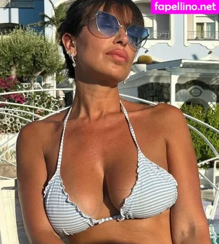 Roberta Pedrelli OnlyFans Thumbnail #2uAH92MQ8N