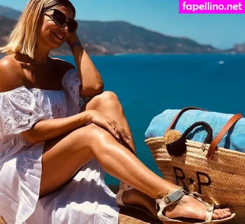 Roberta Pedrelli OnlyFans Thumbnail #x1C0MAxaiR