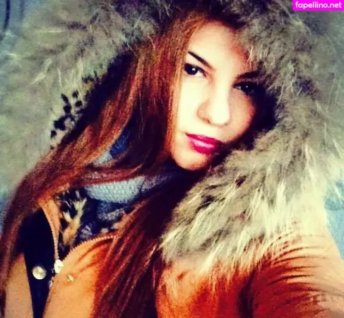 Roberta Ptru OnlyFans Thumbnail #2LT54Zynz1