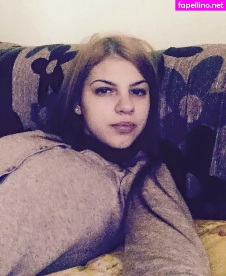 Roberta Ptru OnlyFans Thumbnail #8kJ52JPiw3