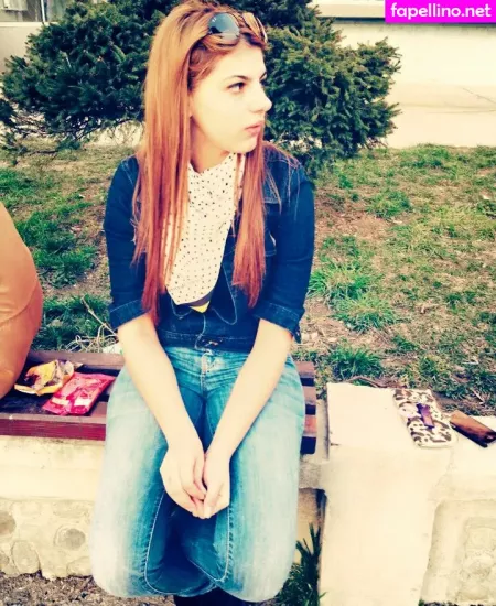 Roberta Ptru OnlyFans Thumbnail #ANXLS3TK7d