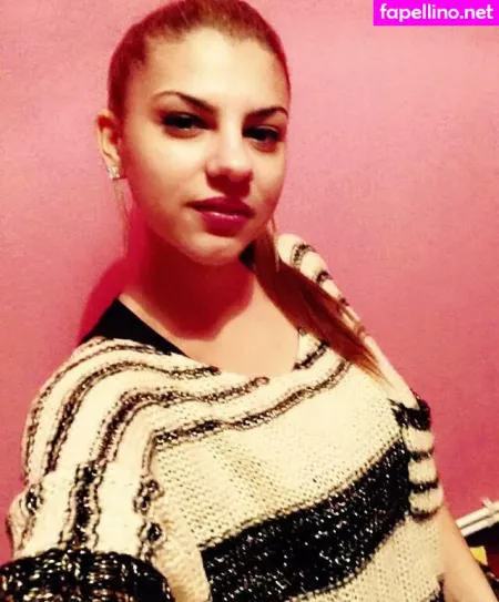 Roberta Ptru OnlyFans Thumbnail #Adje6zbjvU