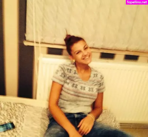 Roberta Ptru OnlyFans Thumbnail #Qnwd4Z65nz