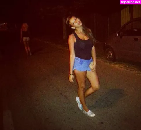 Roberta Ptru OnlyFans Thumbnail #ifXmbXPm5I