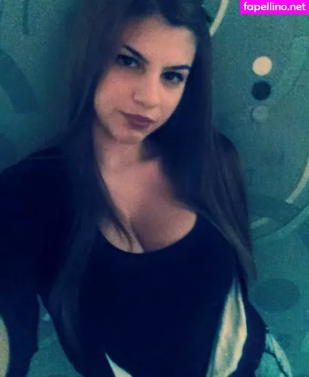 Roberta Ptru OnlyFans Thumbnail #nfdWFZVV5I