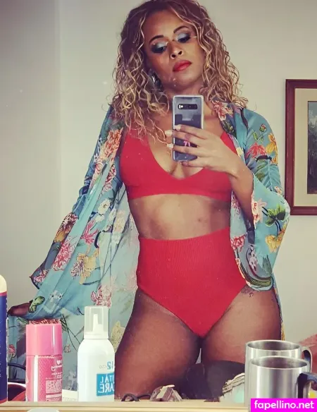 Roberta Rodrigues OnlyFans Thumbnail #ttJxdYPscP