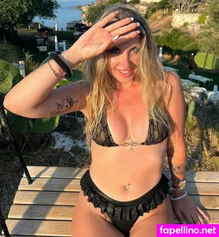 Roberta Scalera OnlyFans Thumbnail #r32GCerq3O