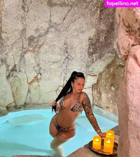 Roberta Stelluccio OnlyFans Thumbnail #4kuKPvPZkm