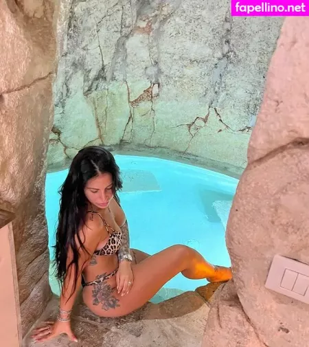 Roberta Stelluccio OnlyFans Thumbnail #4lYoOmLGJ7