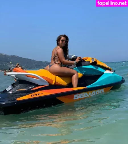 Roberta Stelluccio OnlyFans Thumbnail #Th6KiDBqP7