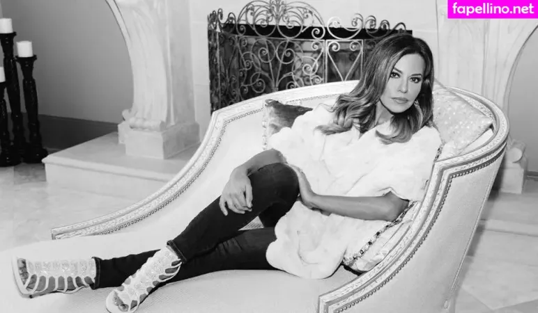 Robin Meade OnlyFans Thumbnail #QWRIoAeEAq