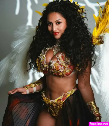 Robin Roxette OnlyFans Thumbnail #RcqUthSry3