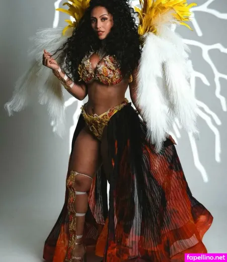 Robin Roxette OnlyFans Thumbnail #z00xqTUhBS