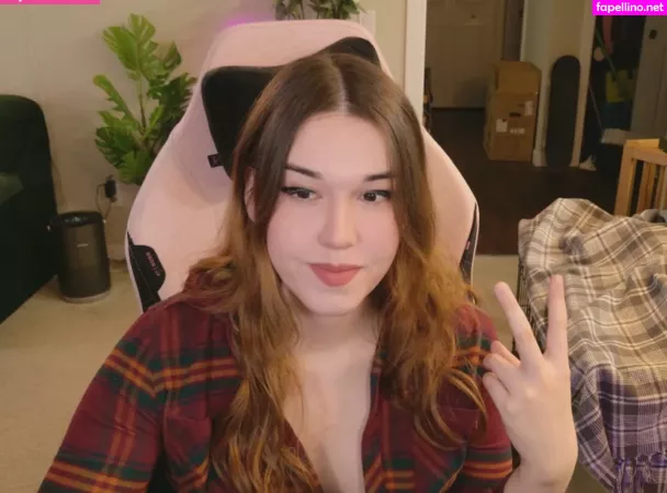 Robin Urlove OnlyFans Thumbnail #BvOEJQzYFB