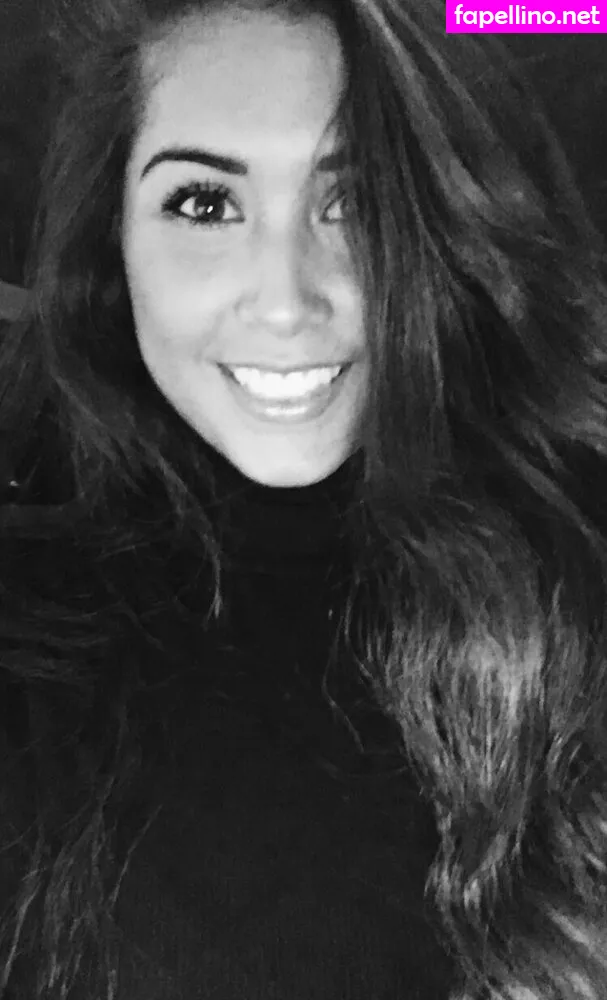 misswilson66686, robinwilsonn Nude Leaked OnlyFans Photo #ZbDoQO81DI