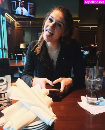 Robin Wilson OnlyFans Thumbnail #cZX613XrEW