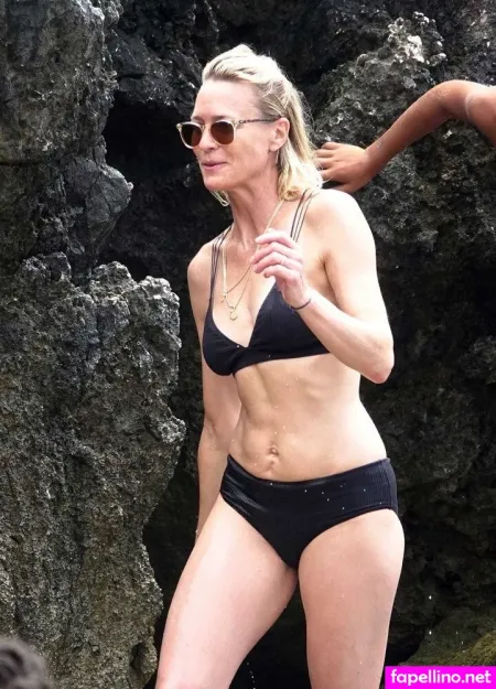 Robin Wright OnlyFans Thumbnail #TdAtYXviaU
